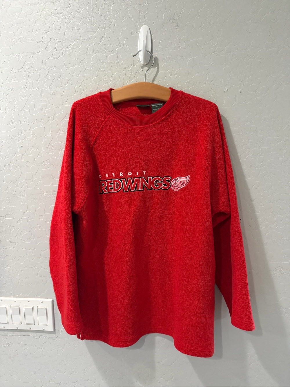 Vintage Pro Edge Detroit Red Wings Fleece Pullover Medium Bin 1